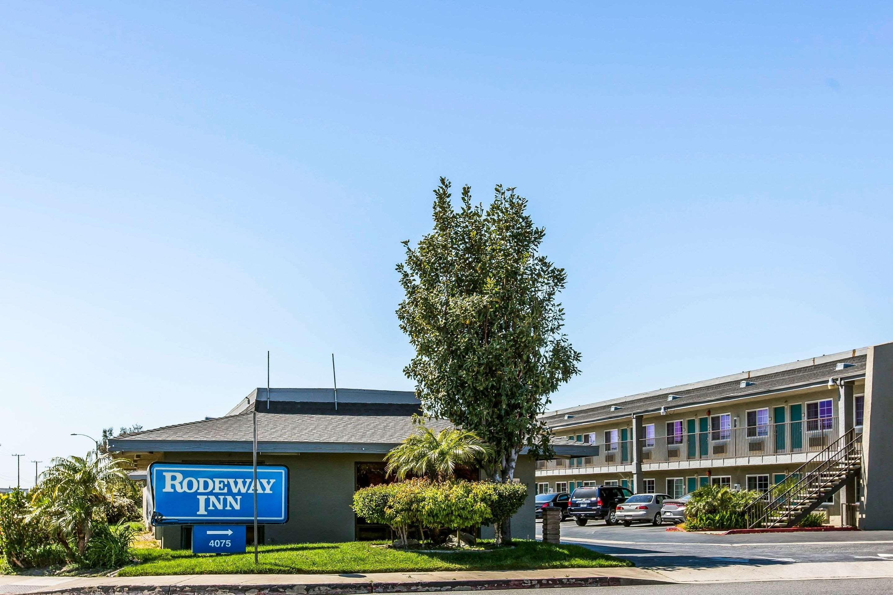 Rodeway Inn Ontario Mills Mall Guasti Exteriör bild