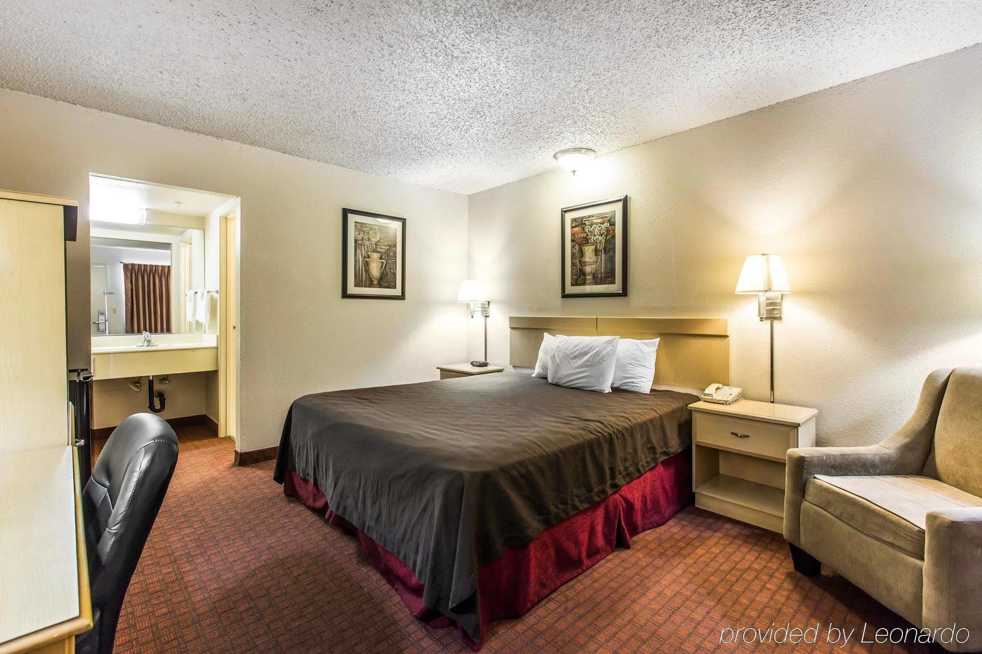 Rodeway Inn Ontario Mills Mall Guasti Exteriör bild
