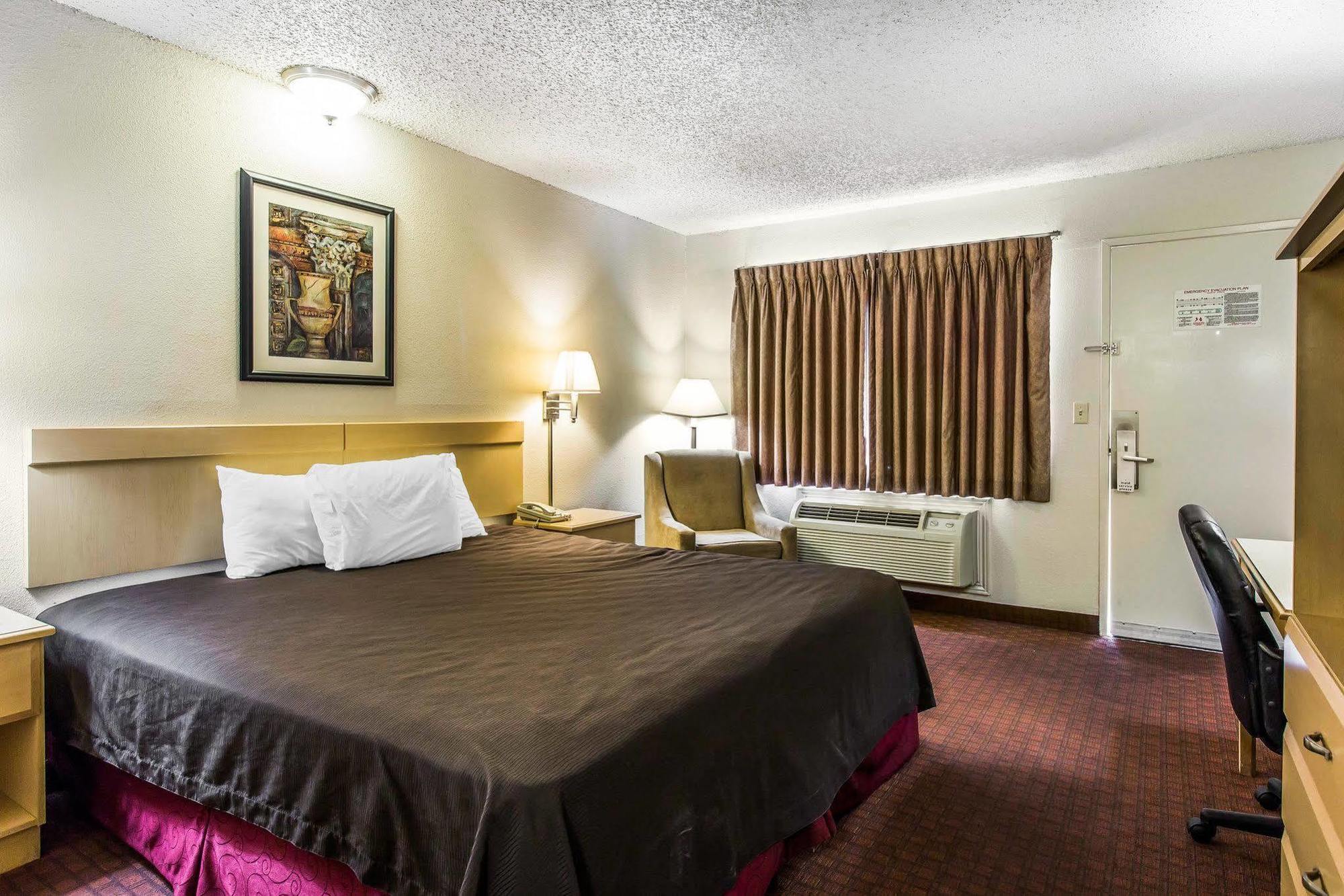 Rodeway Inn Ontario Mills Mall Guasti Exteriör bild